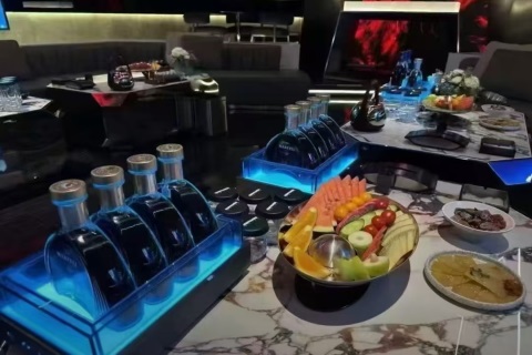 滨州滚石酒吧招聘,滨州滚石酒吧,良好氛围激发职场无限活力